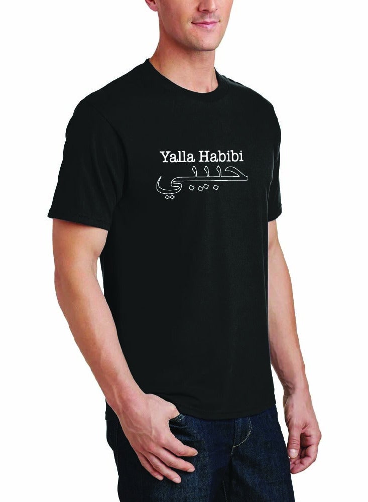 برينت شوب فور مي تي شيرت رجالي قطن حبيبي دبي - تي شيرت حبيبي يأتي إلى دبي للرجال البالغين - رقبة دائرية وأكمام قصيرة تي شيرت حبيبي رجالي - شعار حبيبي دبي - Image 4