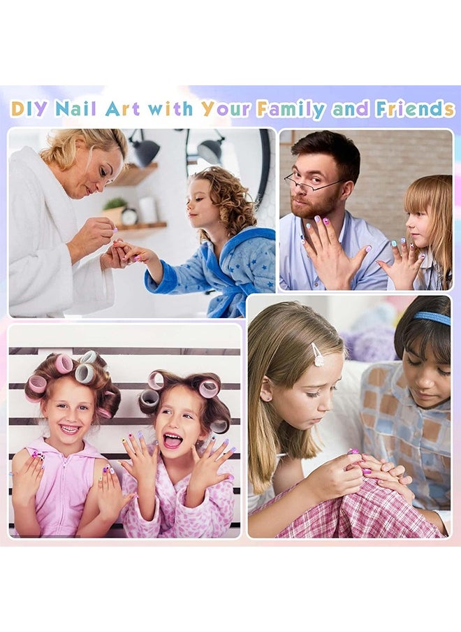 Sanrio - 140-Piece False Nail Set, Kids Press on Nails Grils, Kids Makeup Toys, Self Adhesive  Nails, Multicolour - Image 1