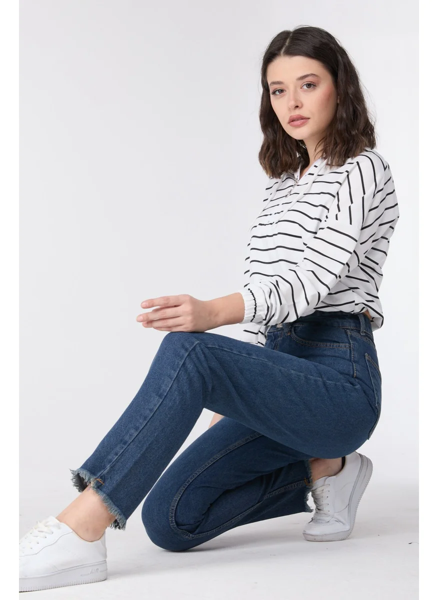 Tofisa 23670-COFFEE-TINT-WASH High Waist Tassel Mom Jeans