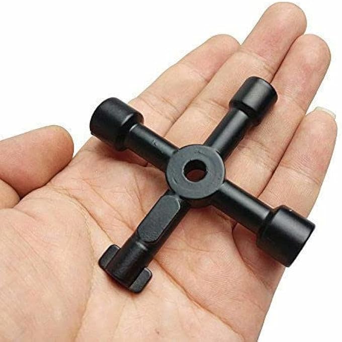 4 WAY METAL UTILITY SERVICE KEY. WATE, ELECTRICITY AND GAS CABINETS - Image 2