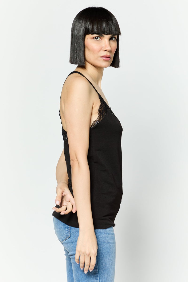 VERO MODA تي شيرت نسائي بلا أكمام على شكل حرف V، أسود - Image 4