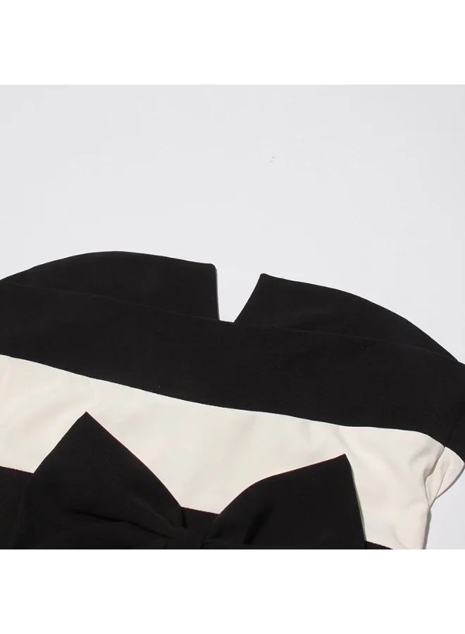 Madam Uniq Elegant Black - White Striped Gown, Strapless & Tiered Skirt, Runway - Style Dress