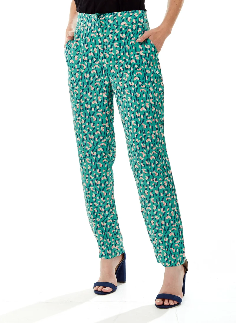 Liquorish Stroke Print Trousers in Green
