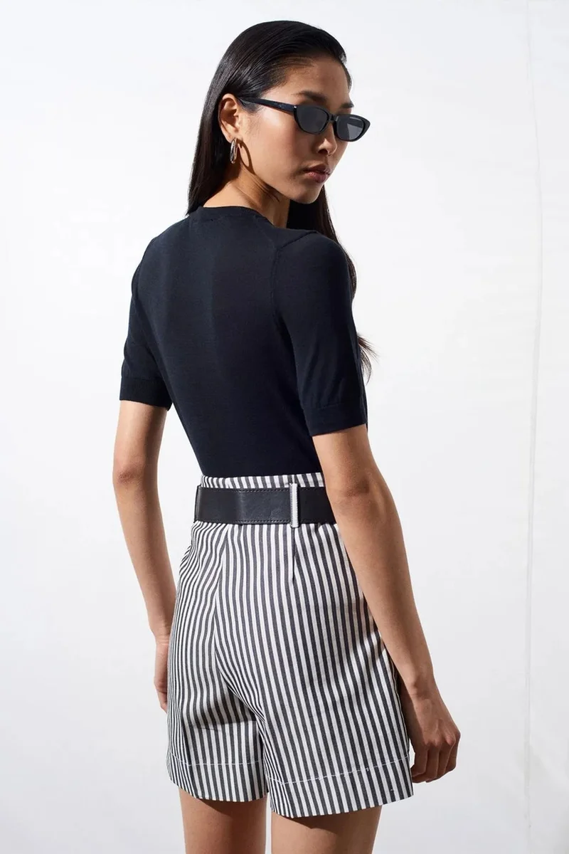 Dilvin Black DILVIN Ribbed Crew Neck Short-sleeve Blouse for Women | Best Price UAE
