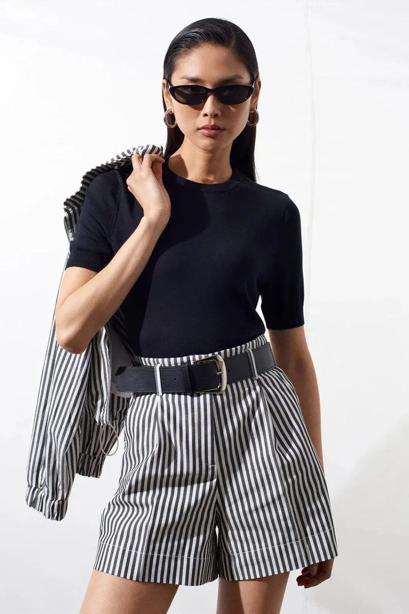 Dilvin Black DILVIN Ribbed Crew Neck Short-sleeve Blouse for Women | Best Price UAE