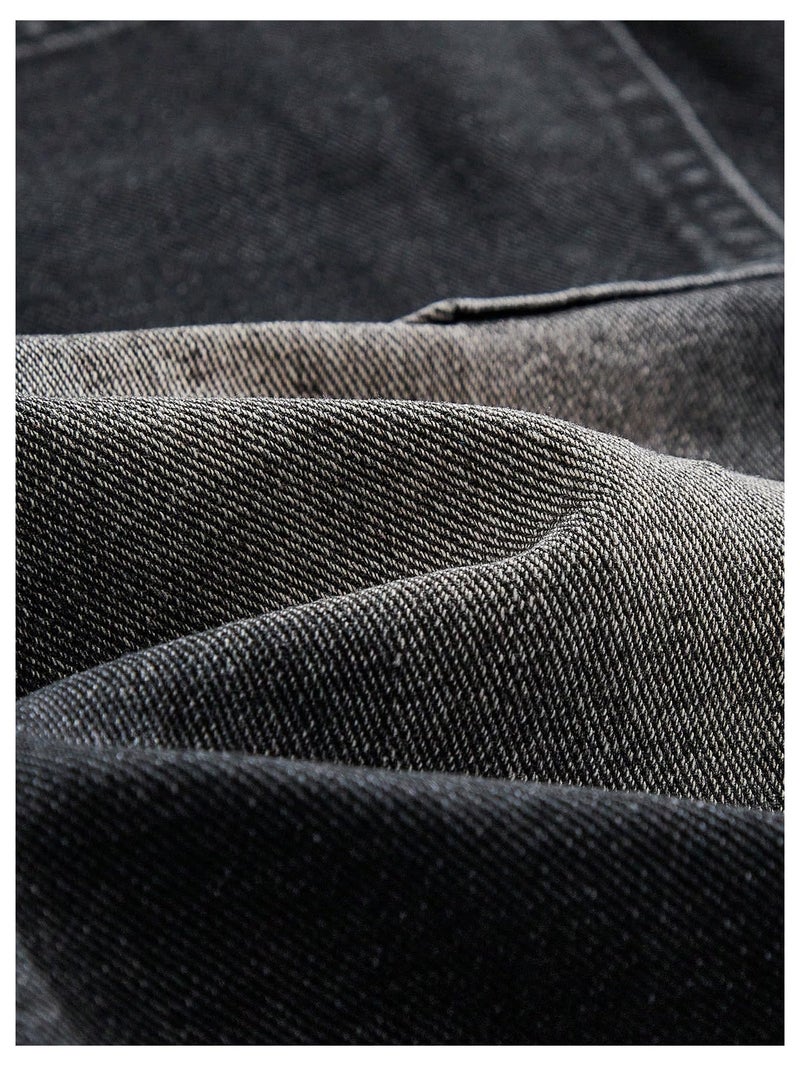 WDIRARA Men's Rhinestone Denim Shorts Frayed Raw Hem Straight Leg Jean Shorts Streetwear Black 34 - Image 3