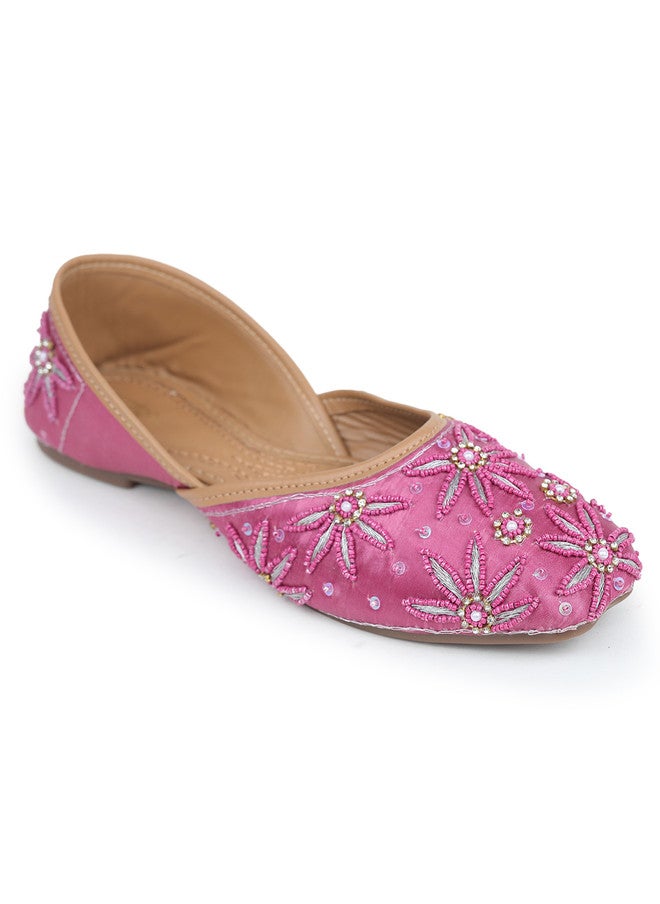 She Zone Pink Embellished Mojaris for Women - Image 2