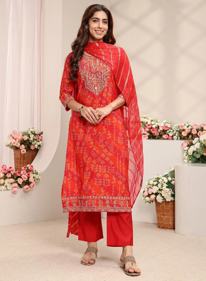 لباس Orange Bandhani Inspired Print, Embroidered Silk Blend Straight Kurta, Pants And Dupatta Set
