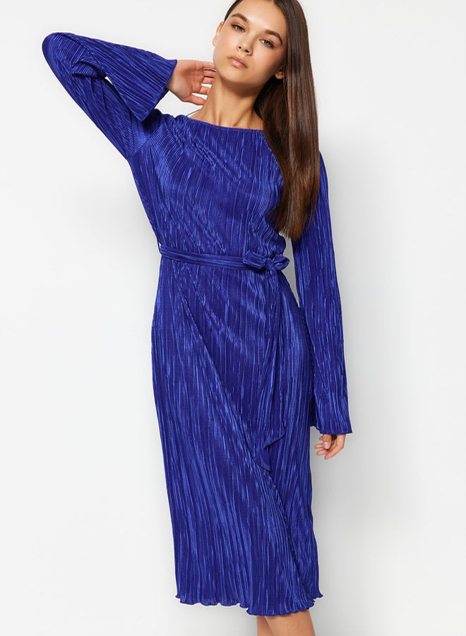 trendyol Navy Blue Premium Pleated Fabric Flare Sleeve Detailed A-Line Midi Knitted Dress - Image 2
