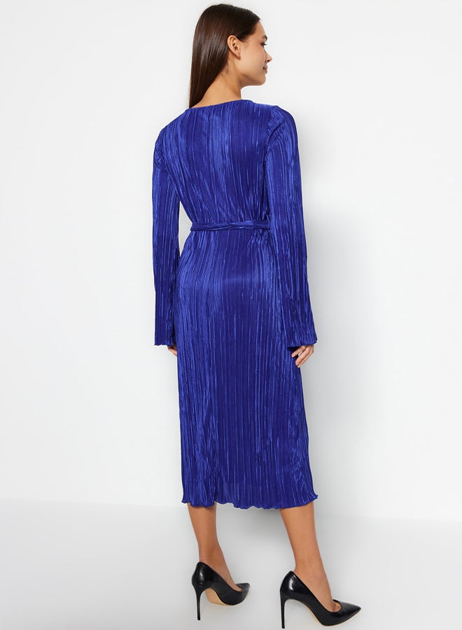 trendyol Navy Blue Premium Pleated Fabric Flare Sleeve Detailed A-Line Midi Knitted Dress - Image 5