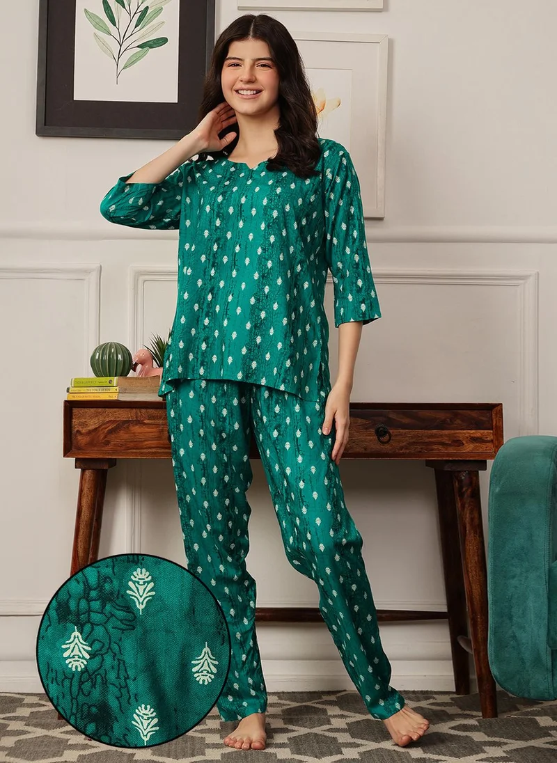 كلوفيا Clovia Printed Top & Pyjama Set in Teal Green - Rayon