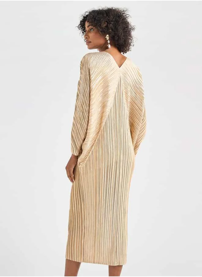 Splash FAV All-Over Pleated V-neck Dress with Extendable Sleeves