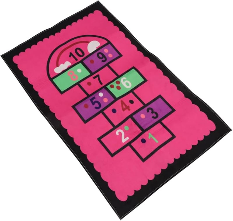 سجادة لعب وردية على شكل قلب ناعمة غير قابلة للانزلاق لغرفة أطفال الحضانة - Image 1