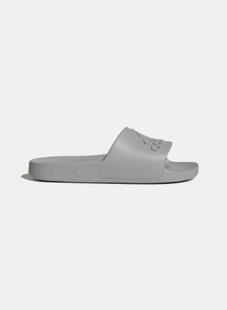 adilette aqua unisex slides - pzsku/Z8846C52CCCA854BEBDE1Z/45/_/1738243152/fbab5750-1b16-4644-9d2a-84a2e4882a96