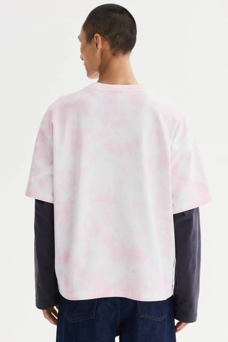 H&M  Oversized Fit Heat Reactive Printed T-shirt for Men | Best Price UAE