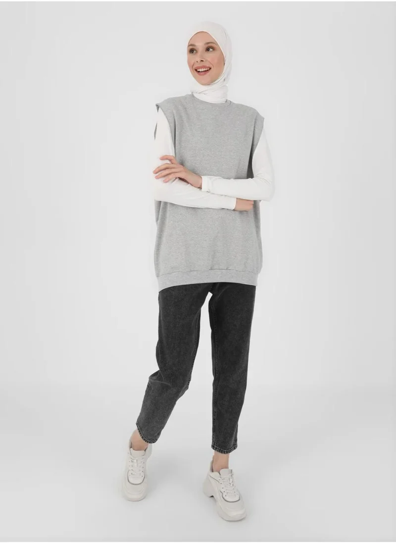 Refka by modanisa Round Neck Sweatshirt