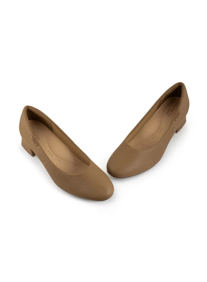 Vincci Women Pointed Toe Mid Heel Pumps