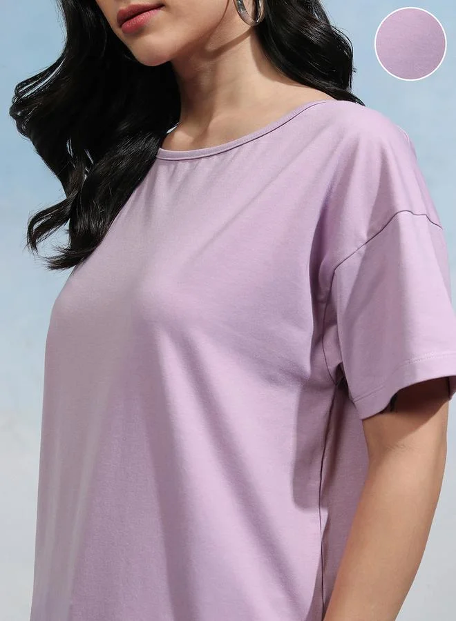 Tokyo Talkies Tokyo Talkies Solid Round Neck Curved Hem T-Shirt