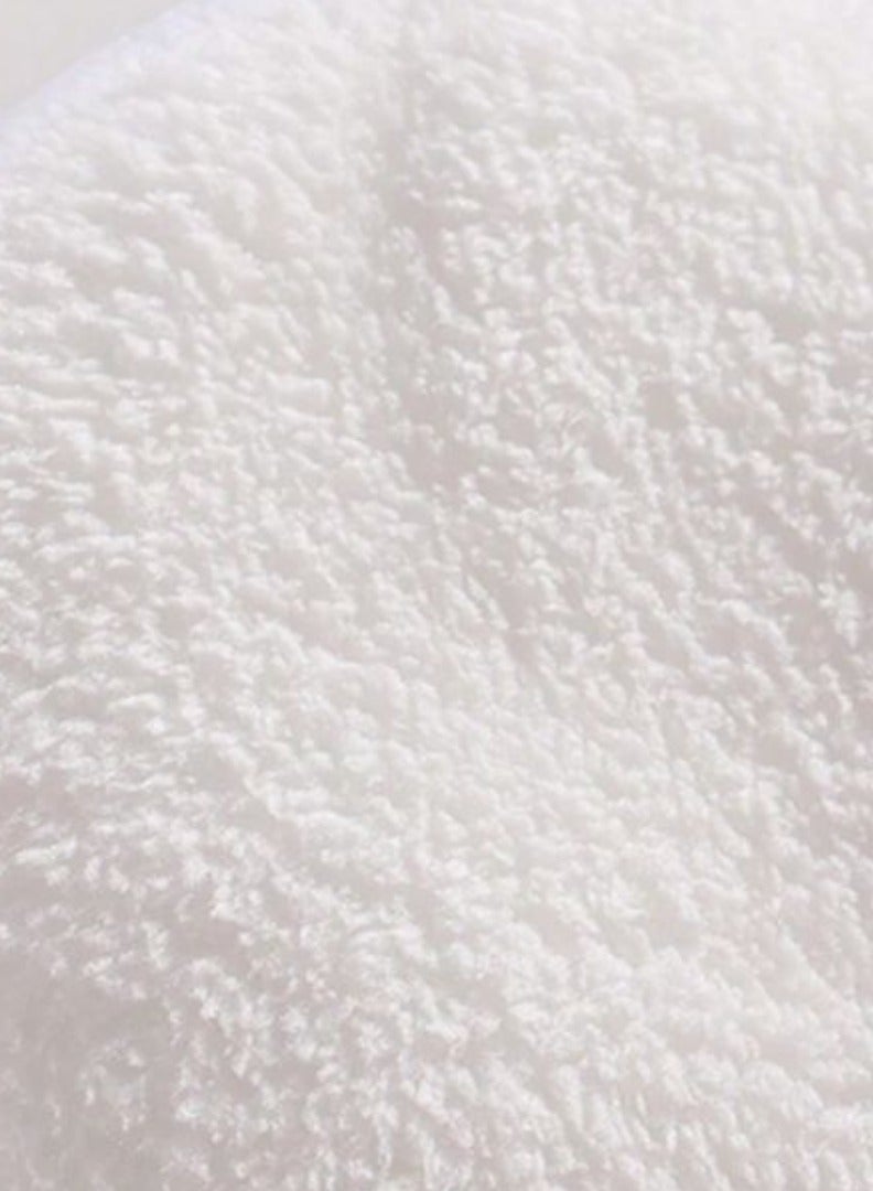 Pearl Coast 6 Pieces Luxury Towel Set Premium Cotton 550 GSM Ultra Soft and Highly Absorbent Expertly Woven for Durability Hotel And Spa Quality Towels 2 Bath Towel 70x150cm 2 Hand Towel 46x81cm 2 Face Towel 30X30cm White - Image 2