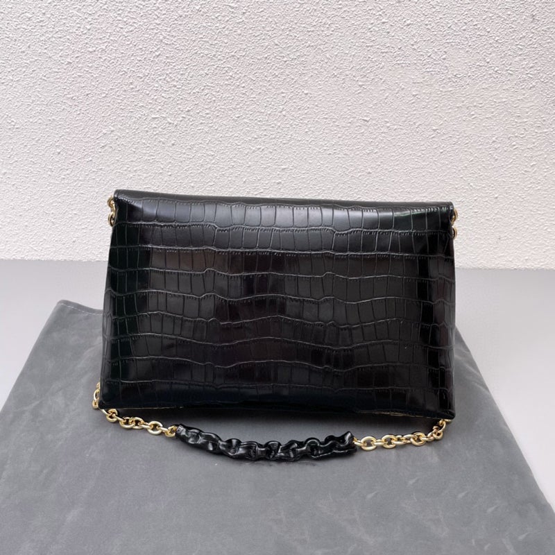 Luxury Large Hardware Crocodile Pattern Chain And Leather Small Bag Women'S 2022 New Armpit Shoulder Turn Buckle Flip Bag - Image 3