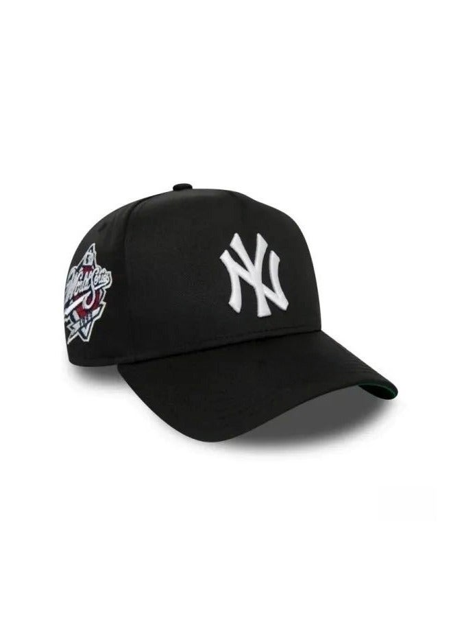 قبعة بيسبول "نيويورك يانكيز" قابلة للتعديل (Snapback) – طراز عصري لملابس الشارع
