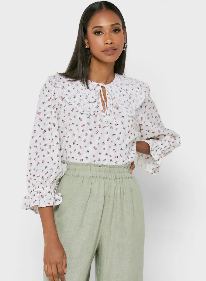 NEW LOOK Tie Neck Printed Top