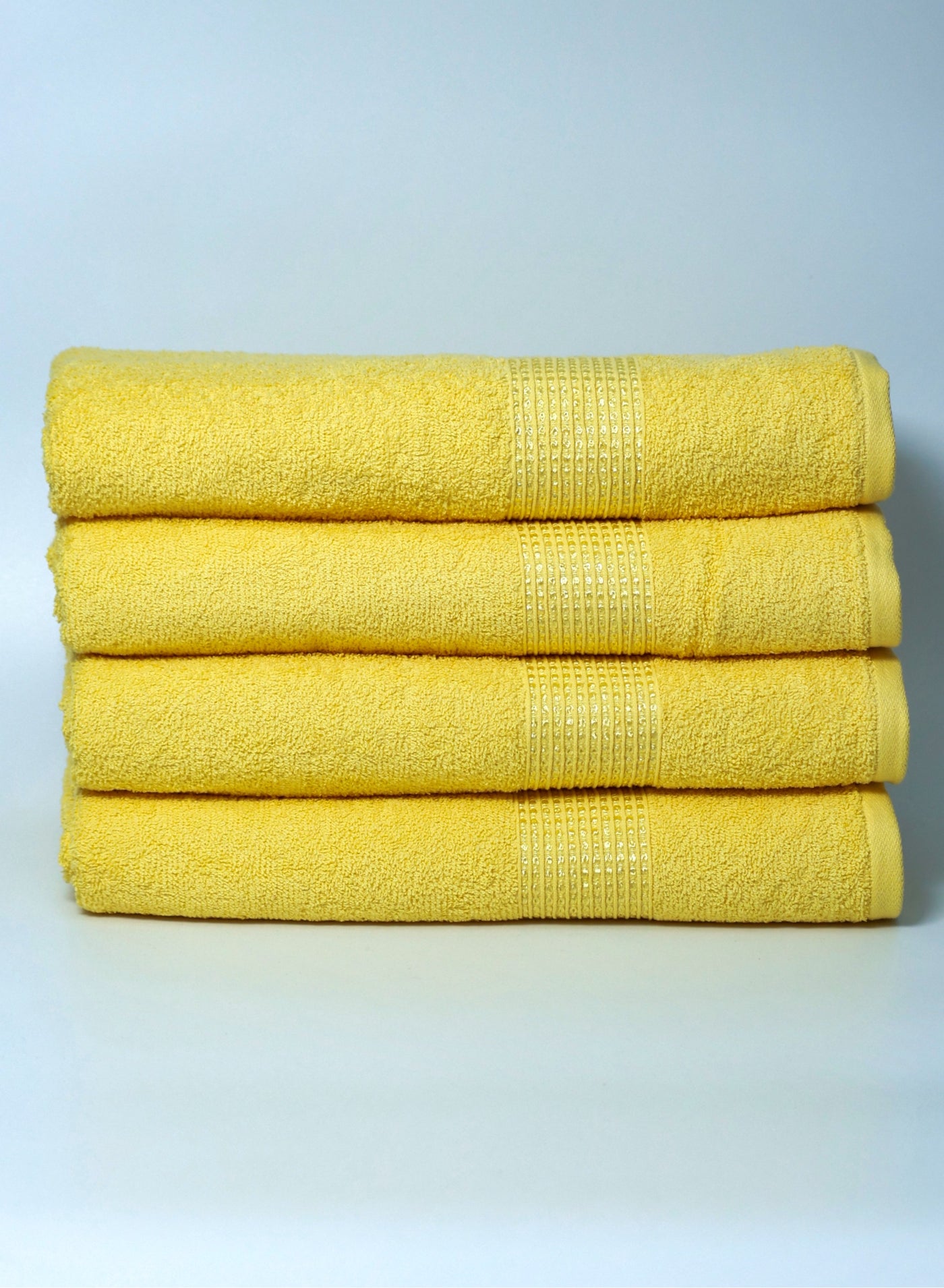 Baltic Linen Bath Towels 100% Cotton Ultra Soft, Super Absorbent, Antibacterial Treatment And Dry Quick 430 GSM Terry, Mini Checks, 70 Cm x 140 Cm