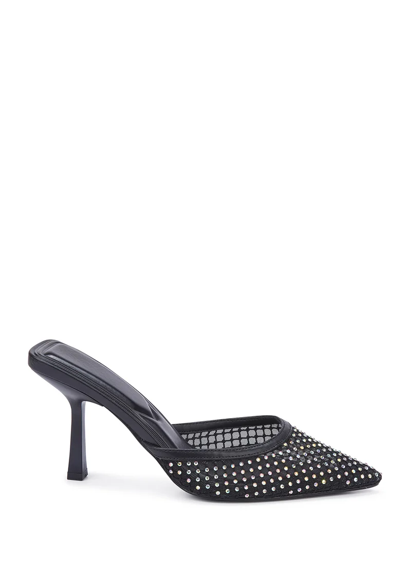 ترافل من نمشي Stud Detail Dounue Strap Pump