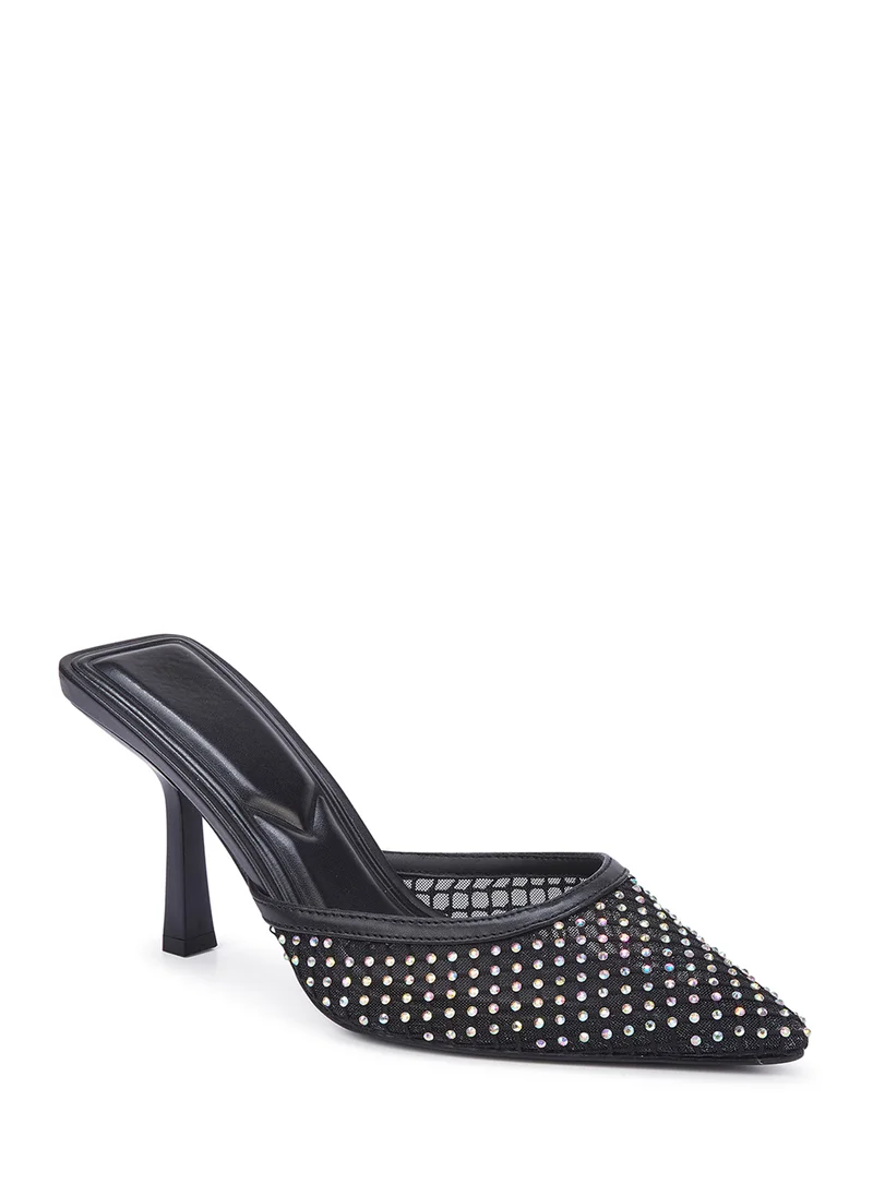 ترافل من نمشي Stud Detail Dounue Strap Pump