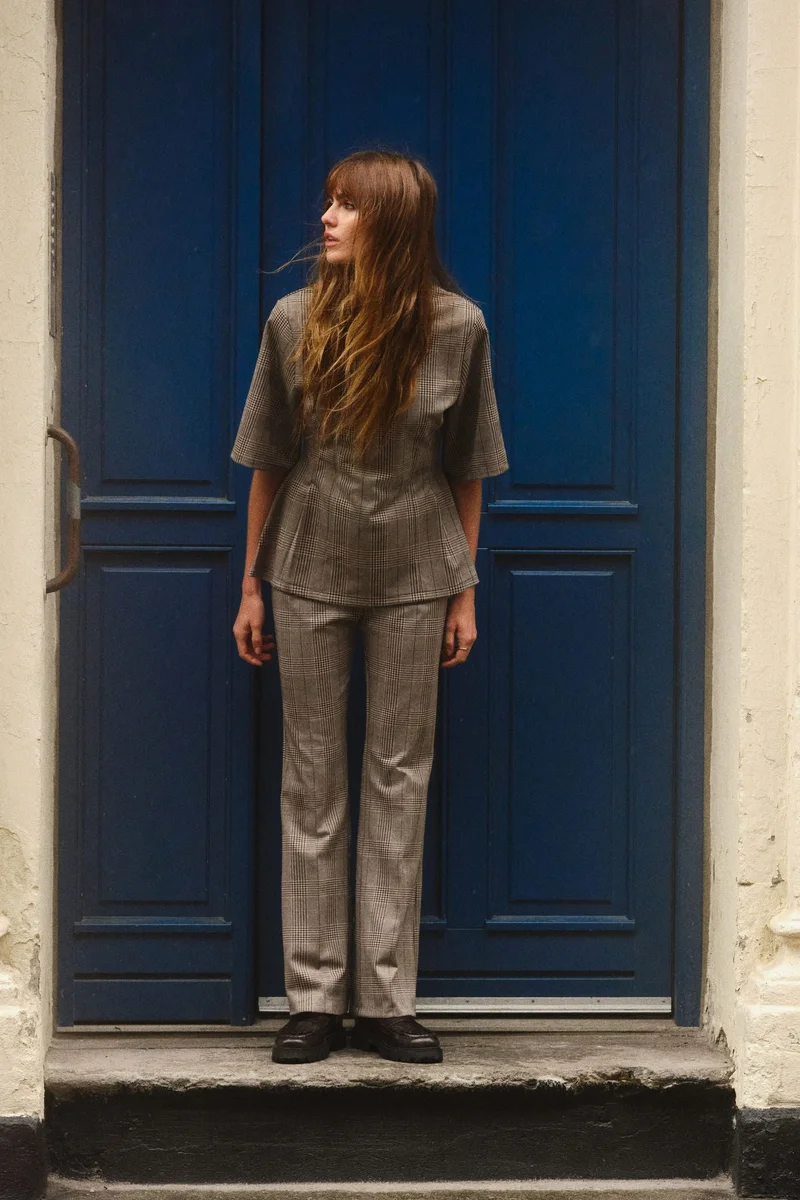 اتش اند ام بنطلون بحزام