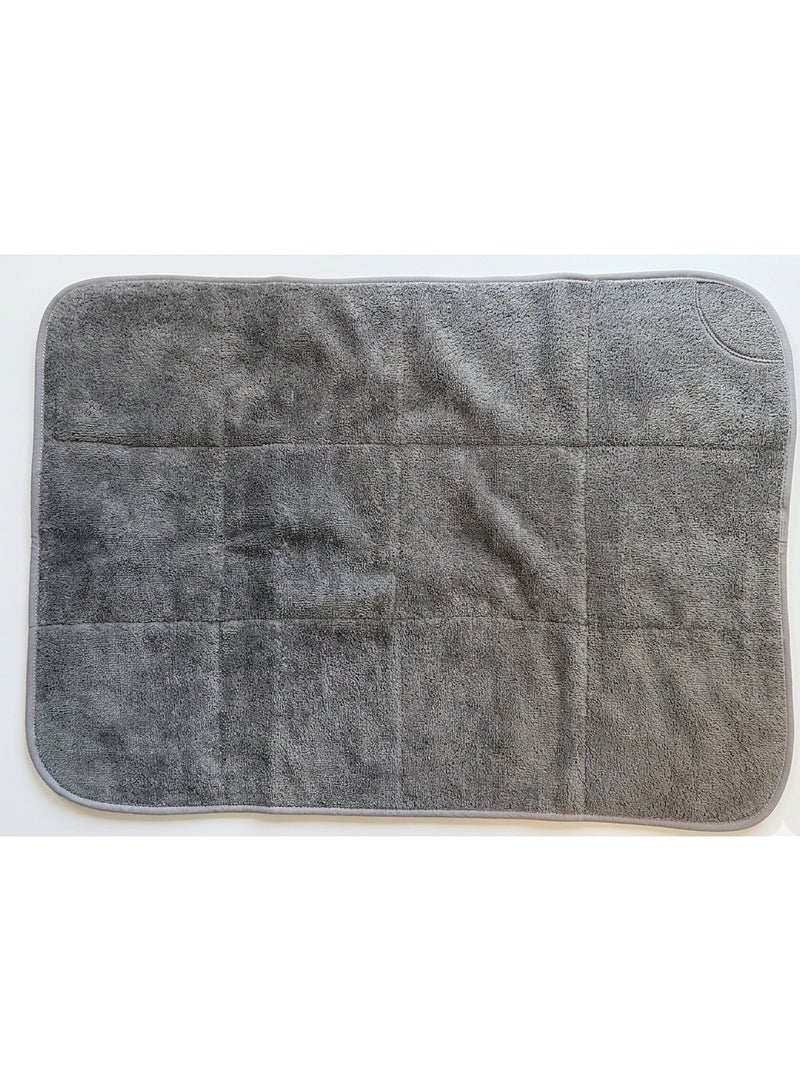 LUXE DreamSoft Grey Bathmat 68x48 cm – Plush & Absorbent - Image 2