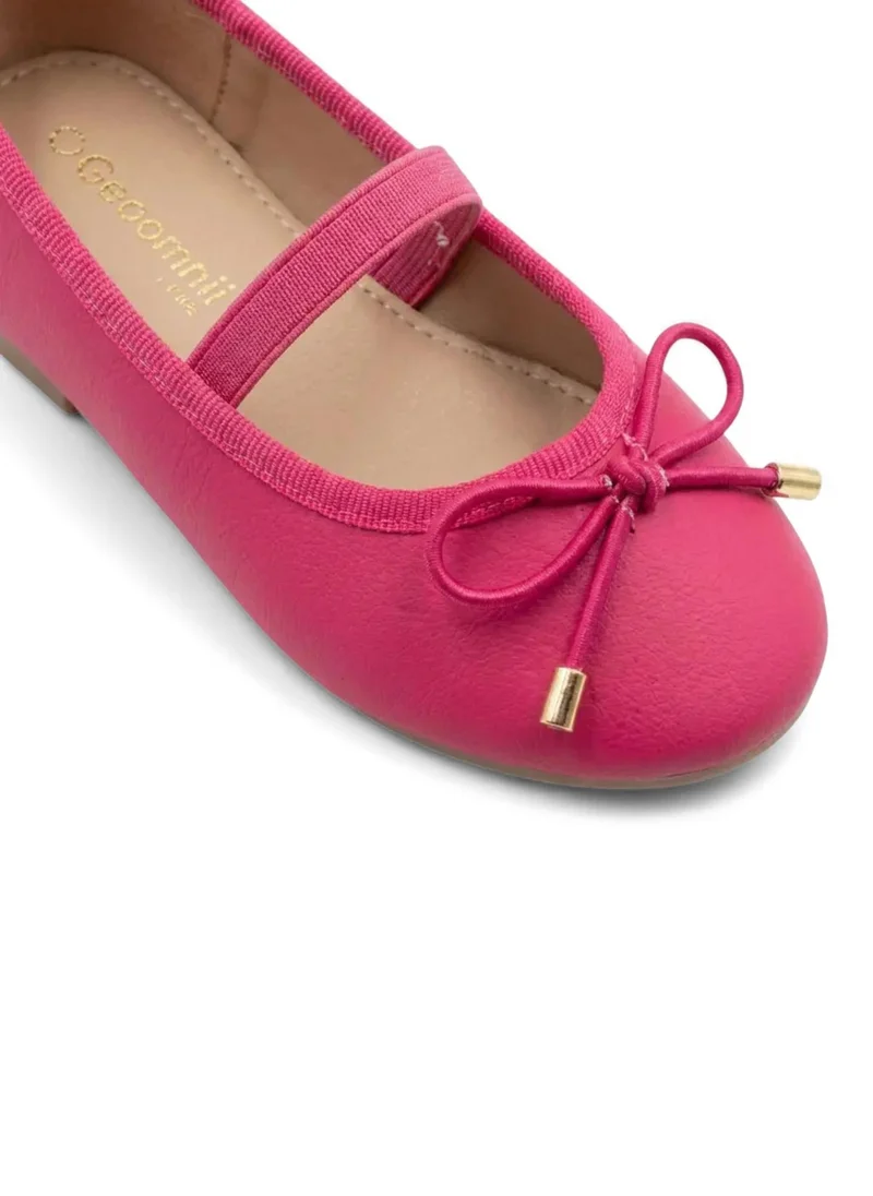Geoomnii  Junior Girls’ Closed Flat Shoes – Comfortable, Lightweight & Everyday Wear for Women | Best Price UAE