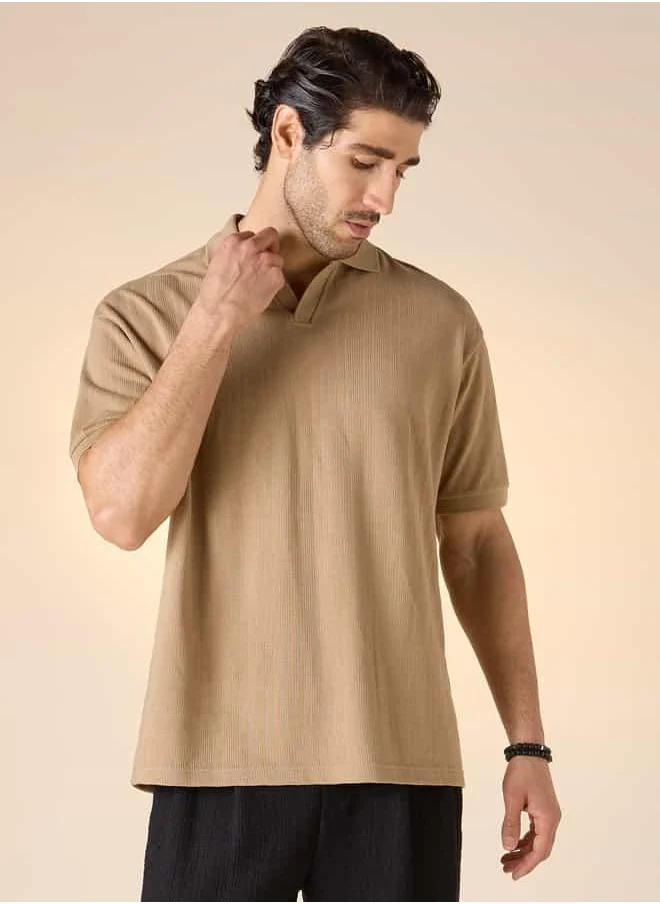 ايكونيك Iconic Textured Polo T-shirt with Short Sleeves