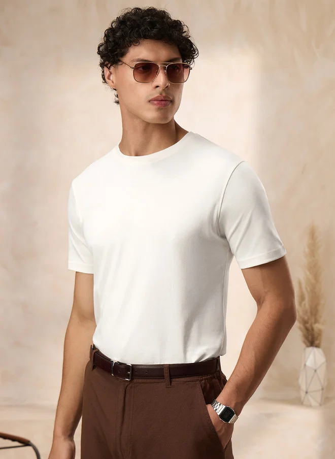 ذا سوليد ستور The Souled Store Men Solid White Supima Cotton Regular Fit T-Shirt