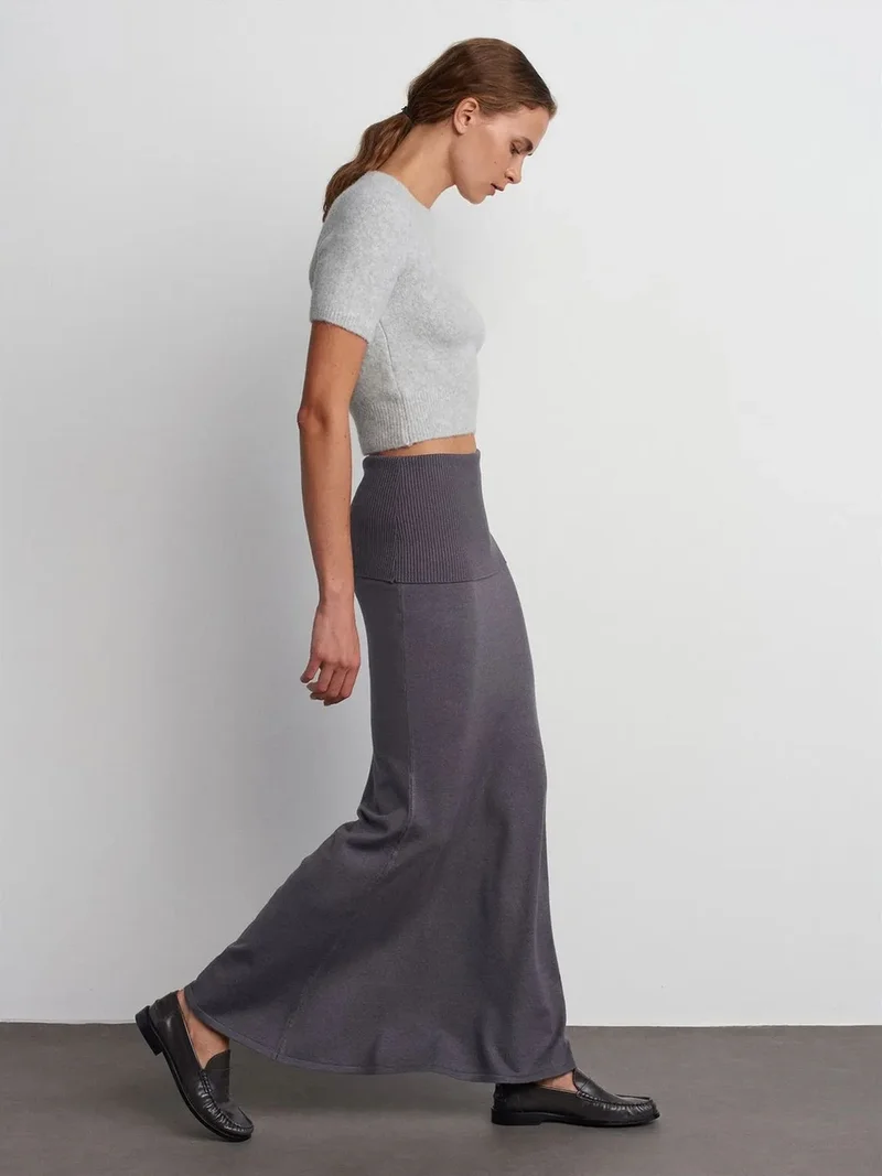 ديلفين DILVIN High-Waist Ribbed Maxi Skirt