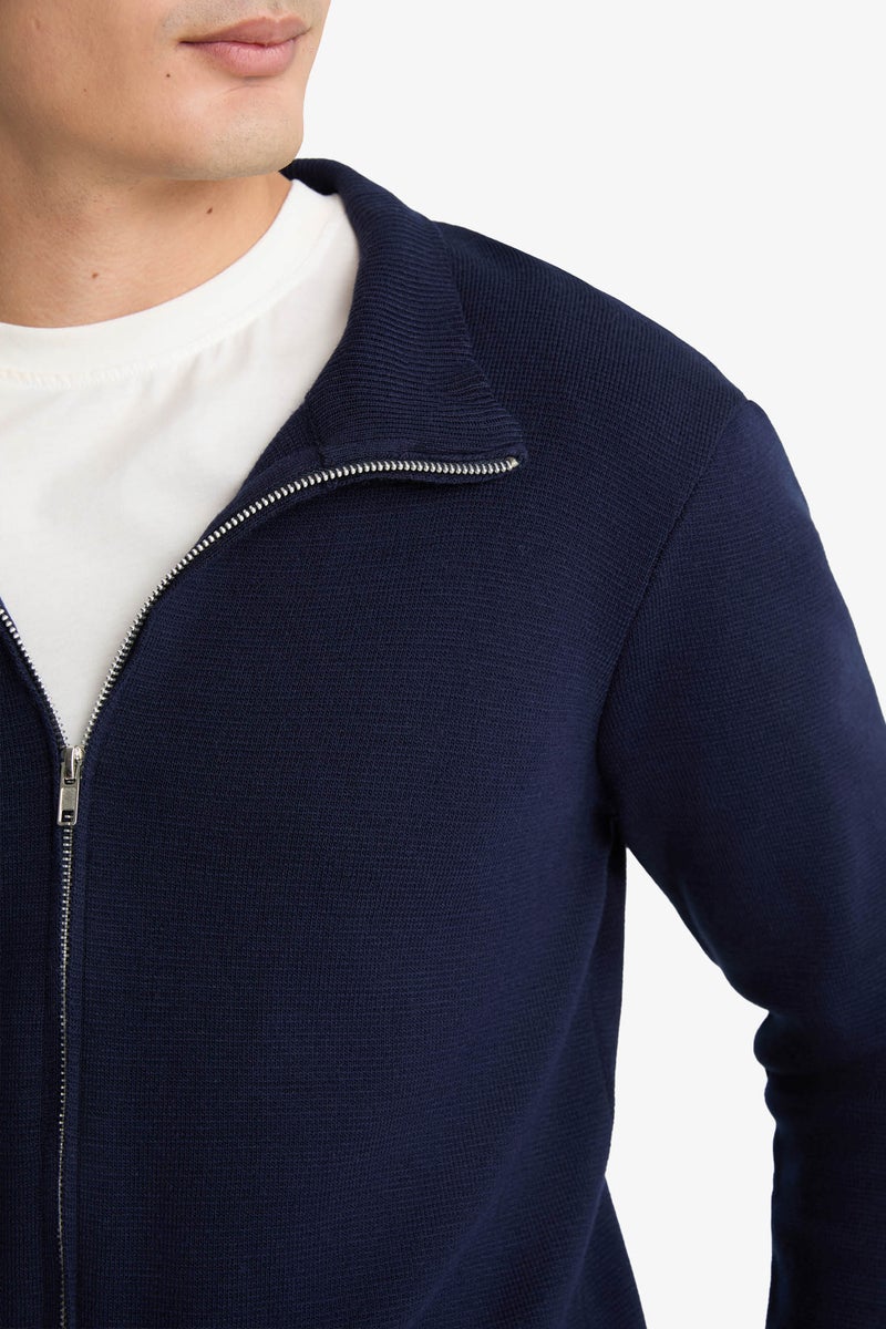 DeFacto Blue Man Casual - Image 4