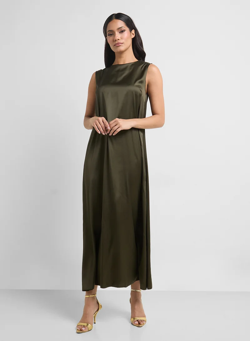 Khizana Dress Set With Layering Jacket