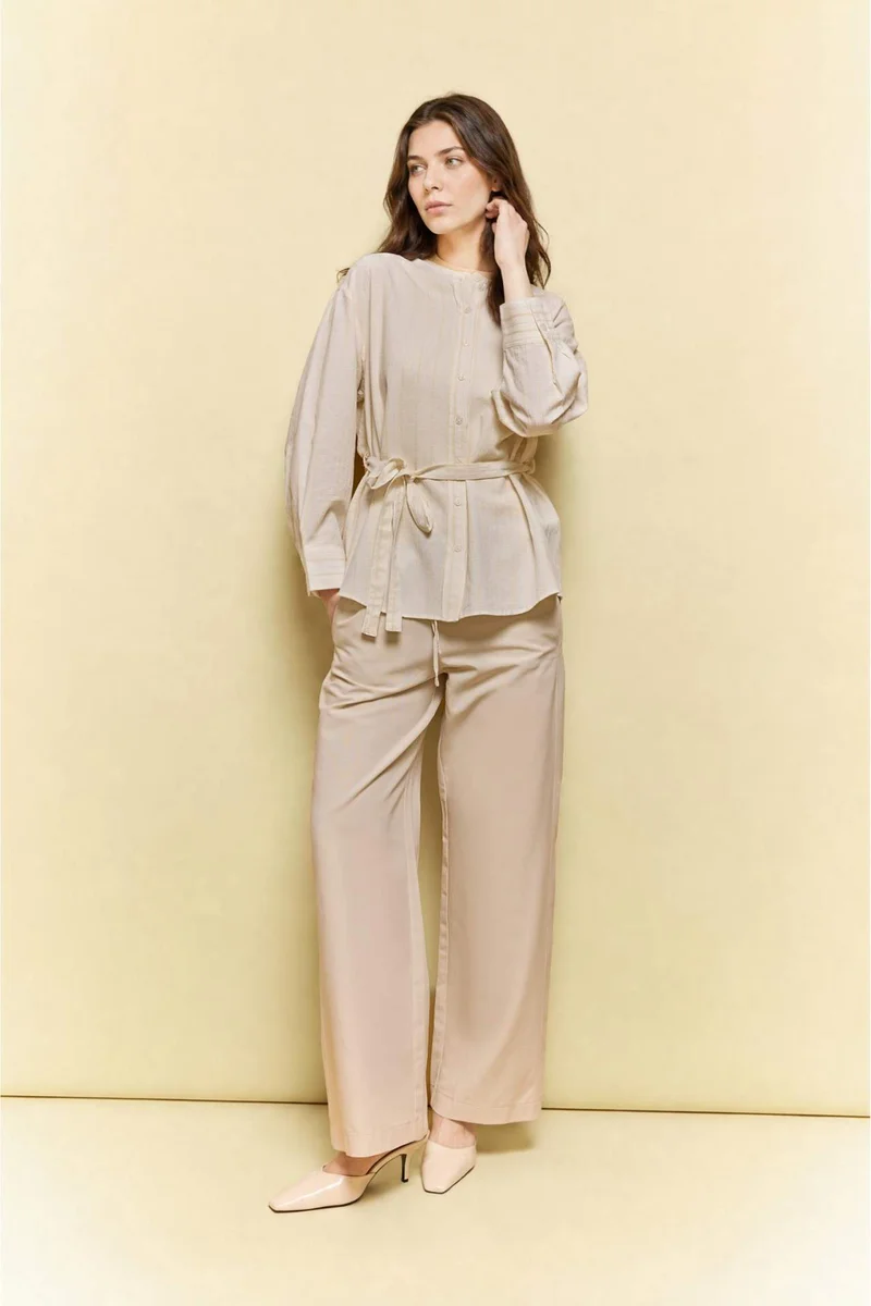ديفاكتو Wide Straight Linen Blend Trousers