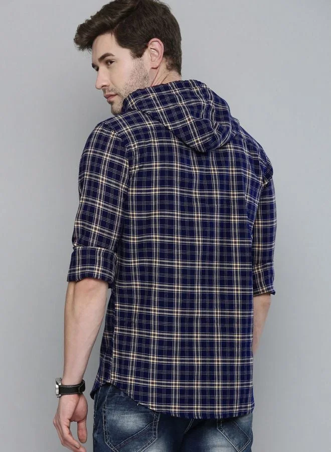 ذا انديان كراج كو Men Slim Fit Checkered Full Sleeves Hooded Casual Shirt
