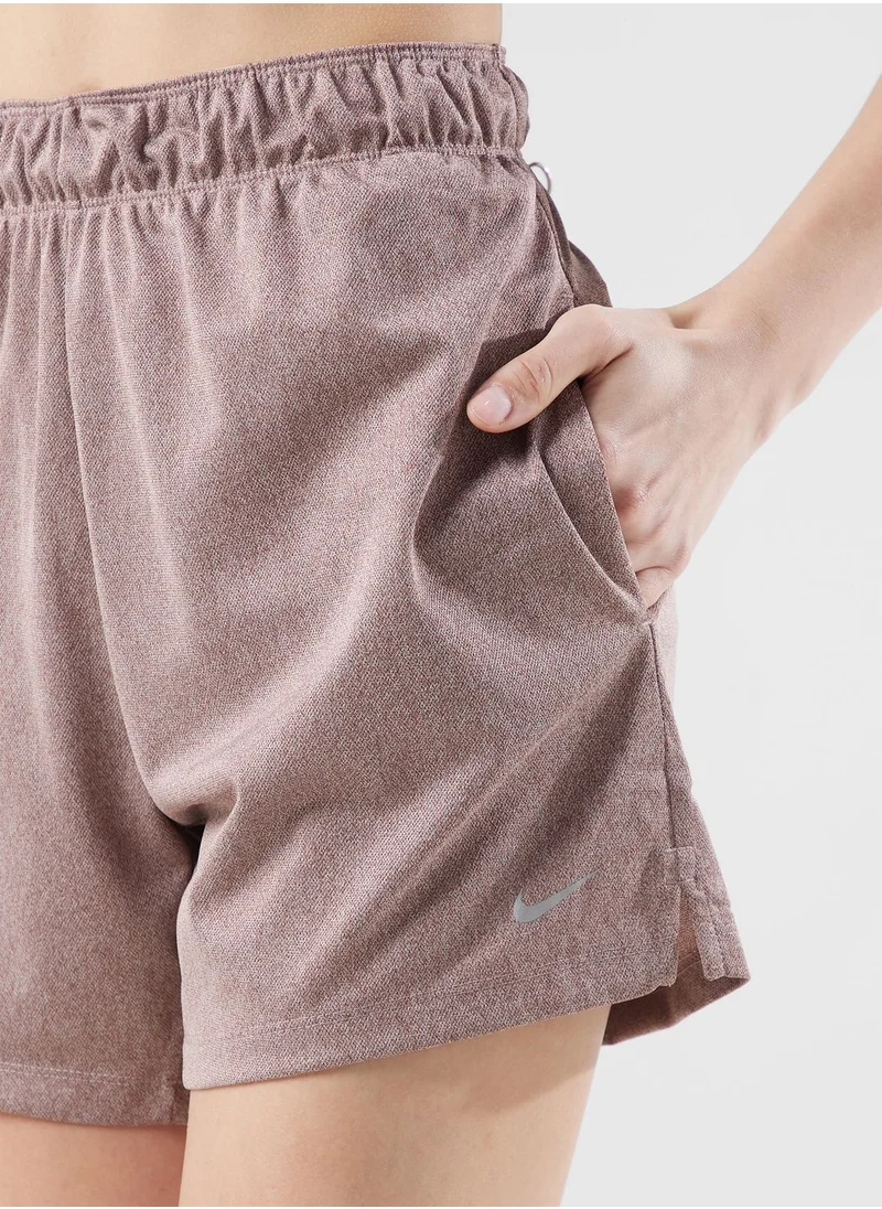 نايكي شورت دراي-فيت أتاك بخصر متوسط الارتفاع مقاس 5 بوصات