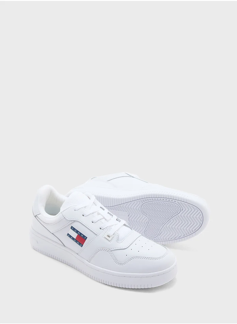 TOMMY JEANS Lace Up Low Top Sneakers