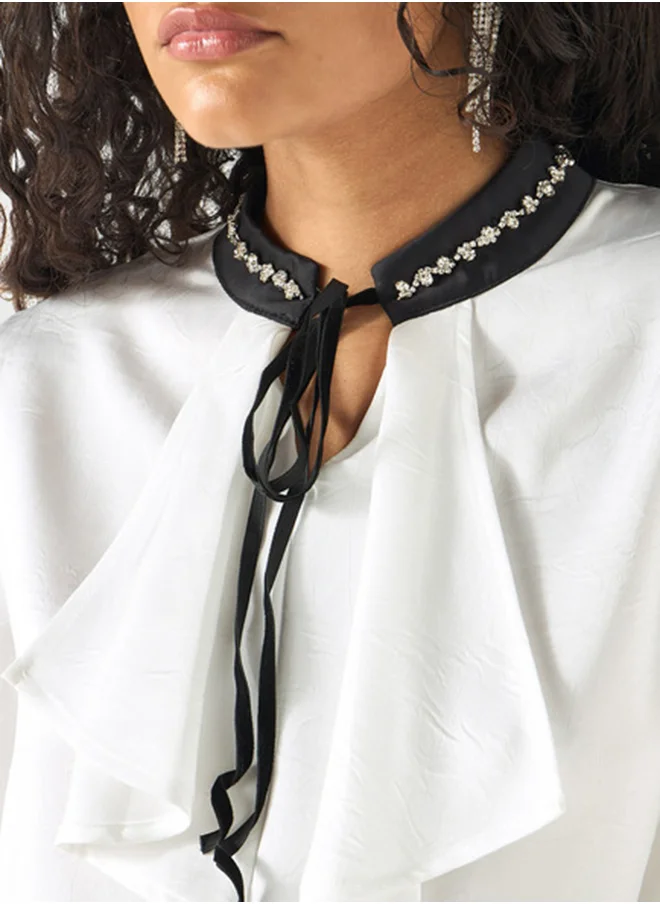 تواكستريمز Embellished Ruffle Tie-Up Neck Top