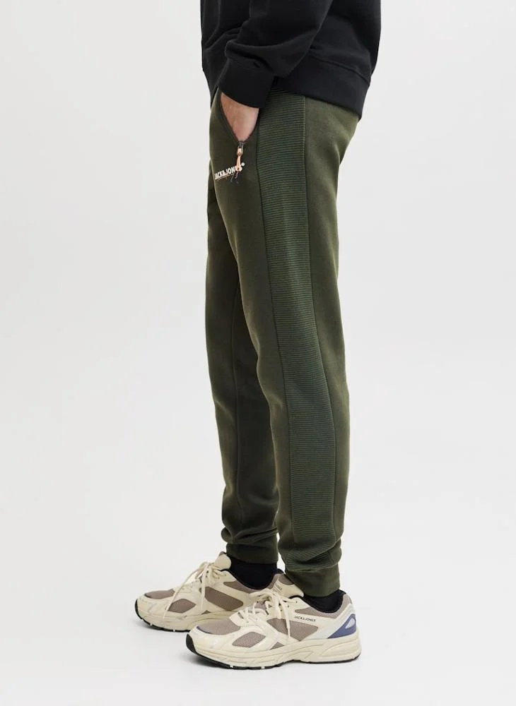 JACK & JONES Duffel Bag Logo Loose Fit Sweatpants for Men | Best Price UAE