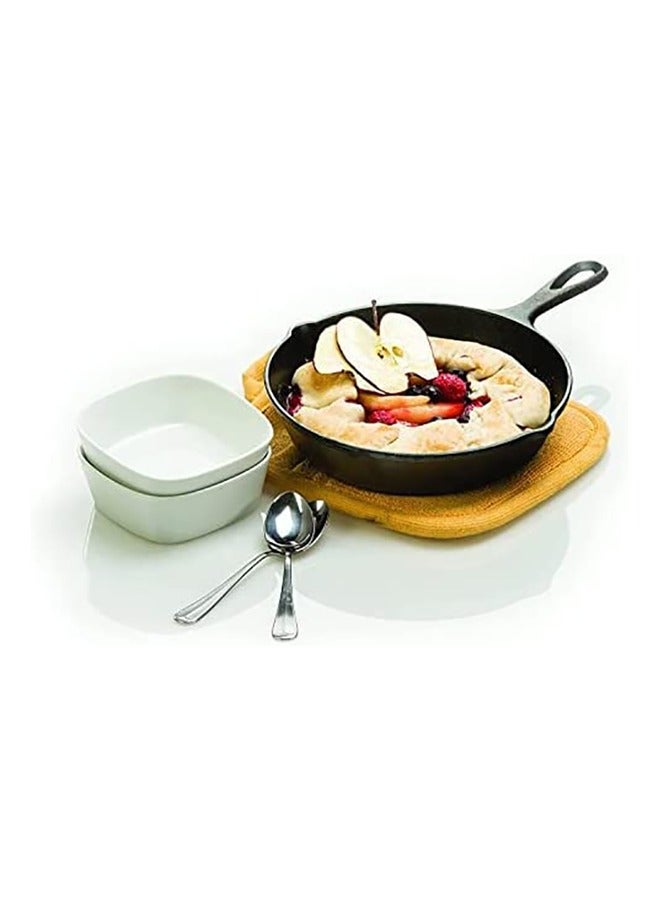 BLACKSTONE Cast Iron Skillet Pre-Seasoned Die Cast Iron Skillet Compatible with Gas Induction Oven and Grill 25 CM  - Image 3