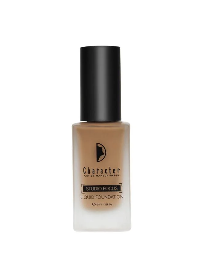 كاركتر Studio Focus Liquid Foundation