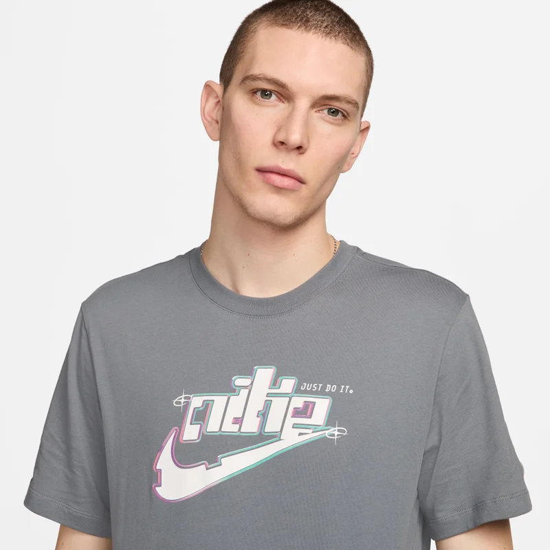 Nike Men's Sportswear T-Shirt