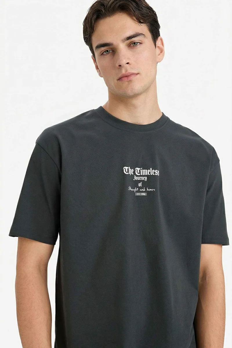 DeFacto Boxy Fit Crew Neck Short Sleeve T-Shirt