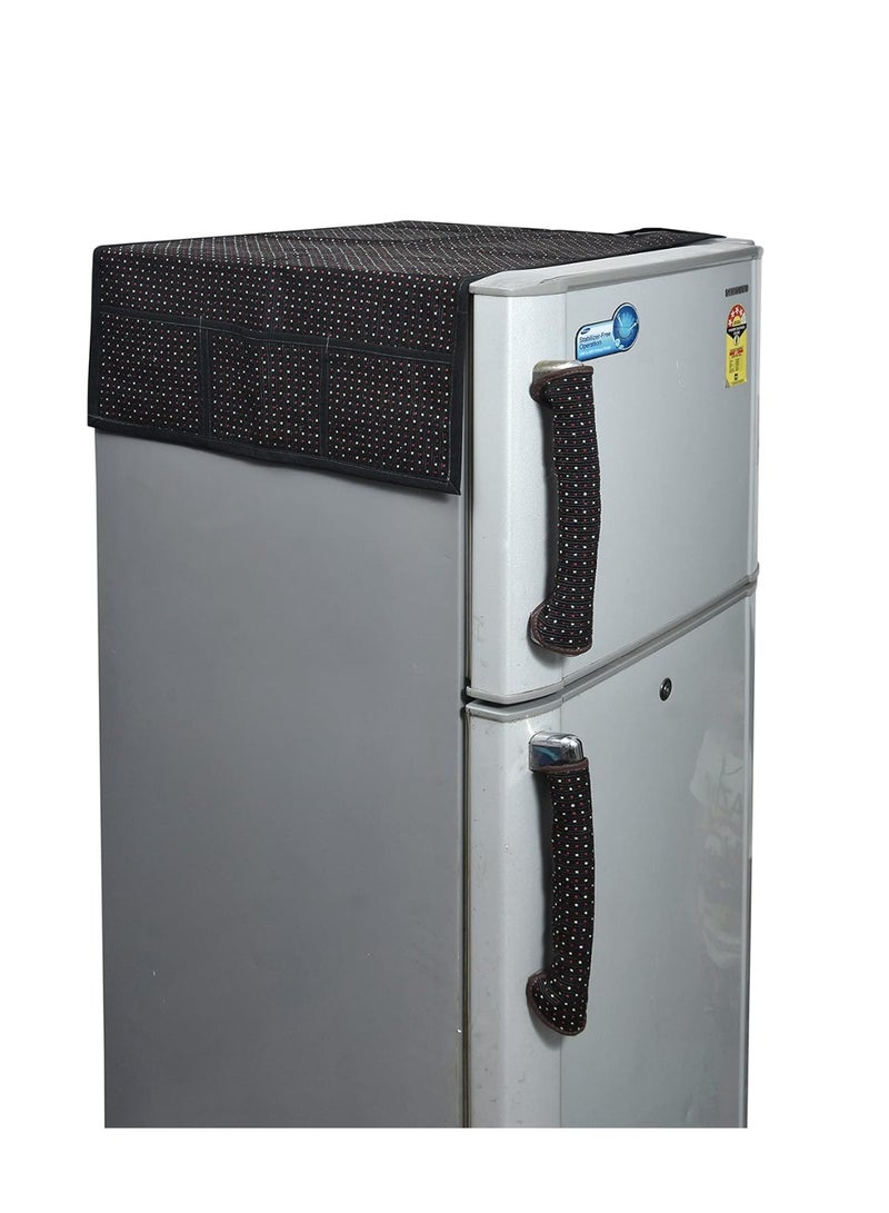 ينسج الأصفر مجموعة Yellow Weaves الحصرية المكونة من غطاء علوي للثلاجة، وغطاءين للمقابض، و3 سجادات للثلاجة (أسود وأبيض، مجموعة من 6 قطع) - Image 4