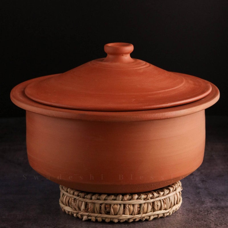 Swadeshi Blessings HandMade Exclusive Range Unglazed Earthen KadaiMud HandiMitti Ke BartanClay Pot for Cooking  Serving with Lidwith Mirror Shine  Free Palm Leaf Stand 4 Liters