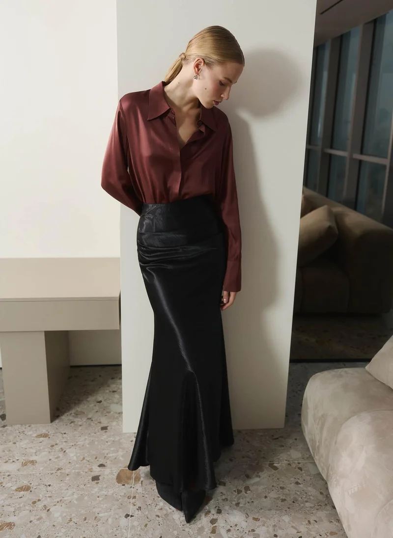 Lichi Floor-length maxi skirt in crinkled satin